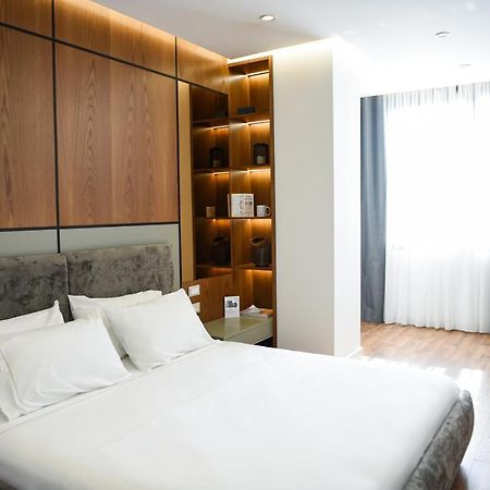 The Wilson Tirana Hotel Luaran gambar