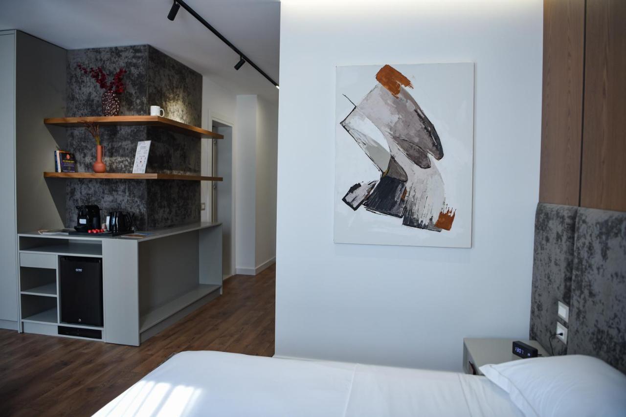 The Wilson Tirana Hotel Luaran gambar